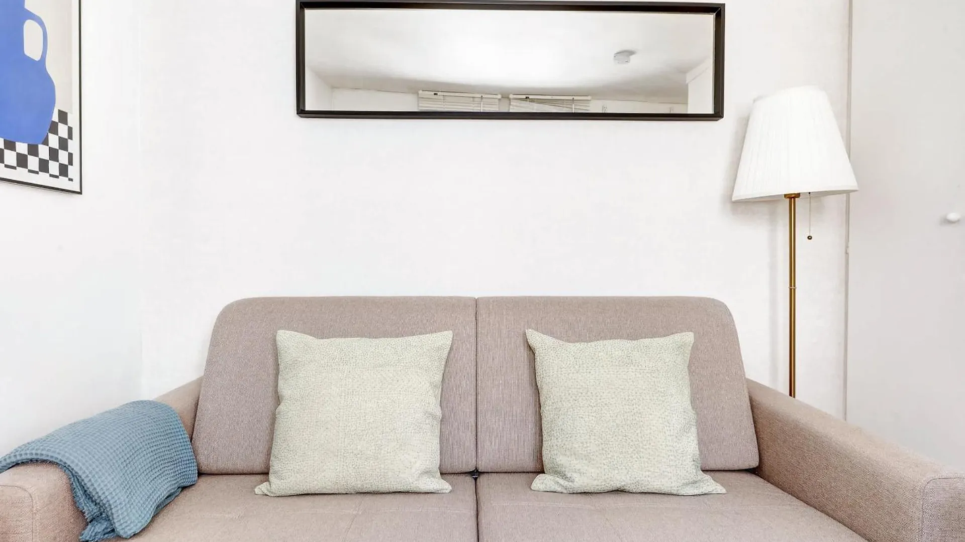 Studio 2P Beaux Arts Paris Apartment